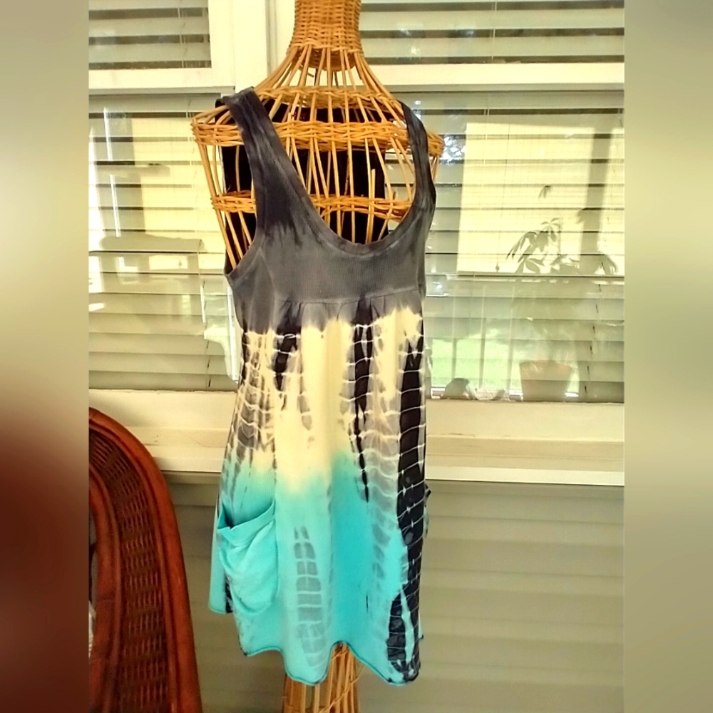 T-shirt sleeveless Mini swing dress